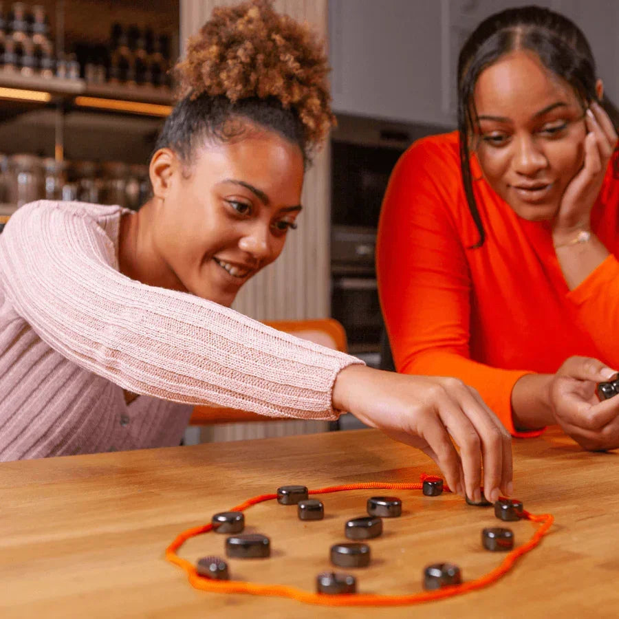 Magnetic Stones Game with Cord, Drop Your Magnets Without Clustering Them, First Player to Run Out Wins