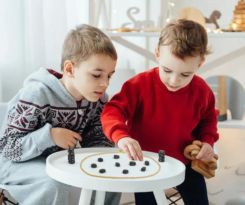 Magnetic Stones Game with Cord, Drop Your Magnets Without Clustering Them, First Player to Run Out Wins