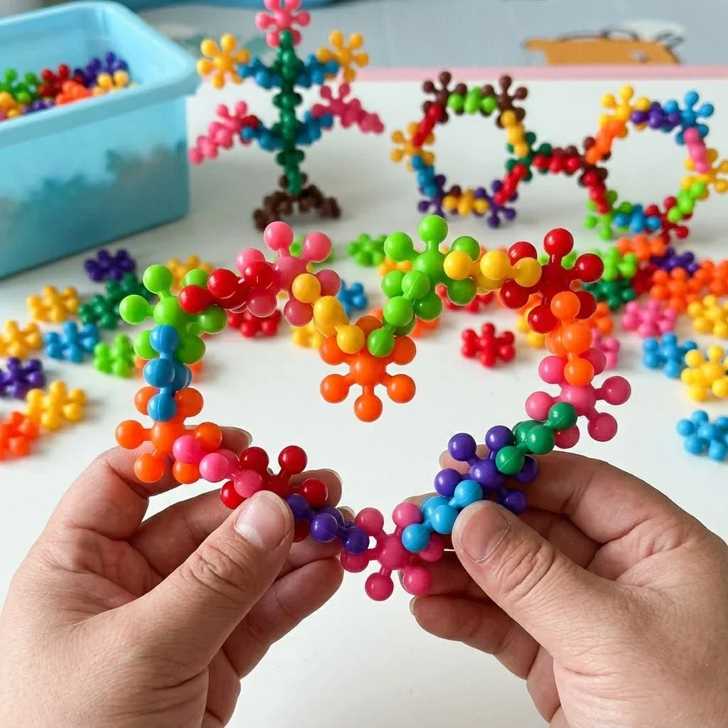 Interlocking Building Blocks Toy Set, Creative Construction Pieces for Kids to Build Bracelets and Crowns