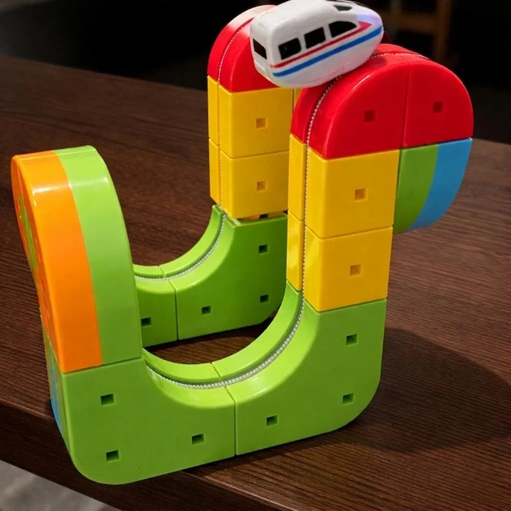 Motorized Train Track Set, Modular 3D Clip-Fit Pieces, Vertical Loops and Bridges, Creative Building Toy for Kids